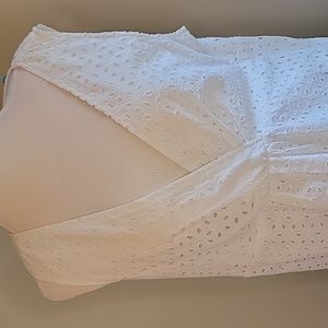 Willi Smith NWT  WhiteEyelet sleeveless top